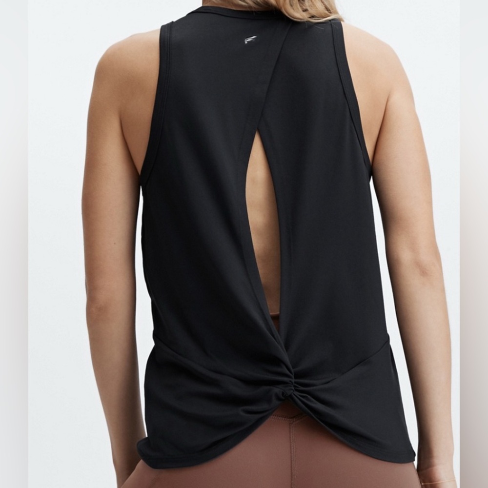 Fabletics  Dry-Flex Twisted Open Back Tank